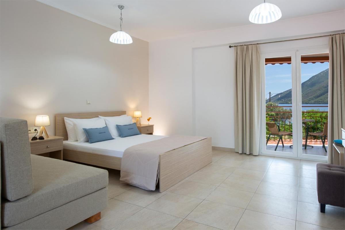 Menes Hotel Geni  Экстерьер фото